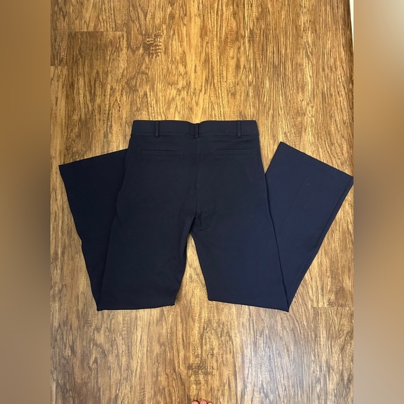 Betabrand Stretchy Work Pants. Size medium petite - Picture 3 of 4